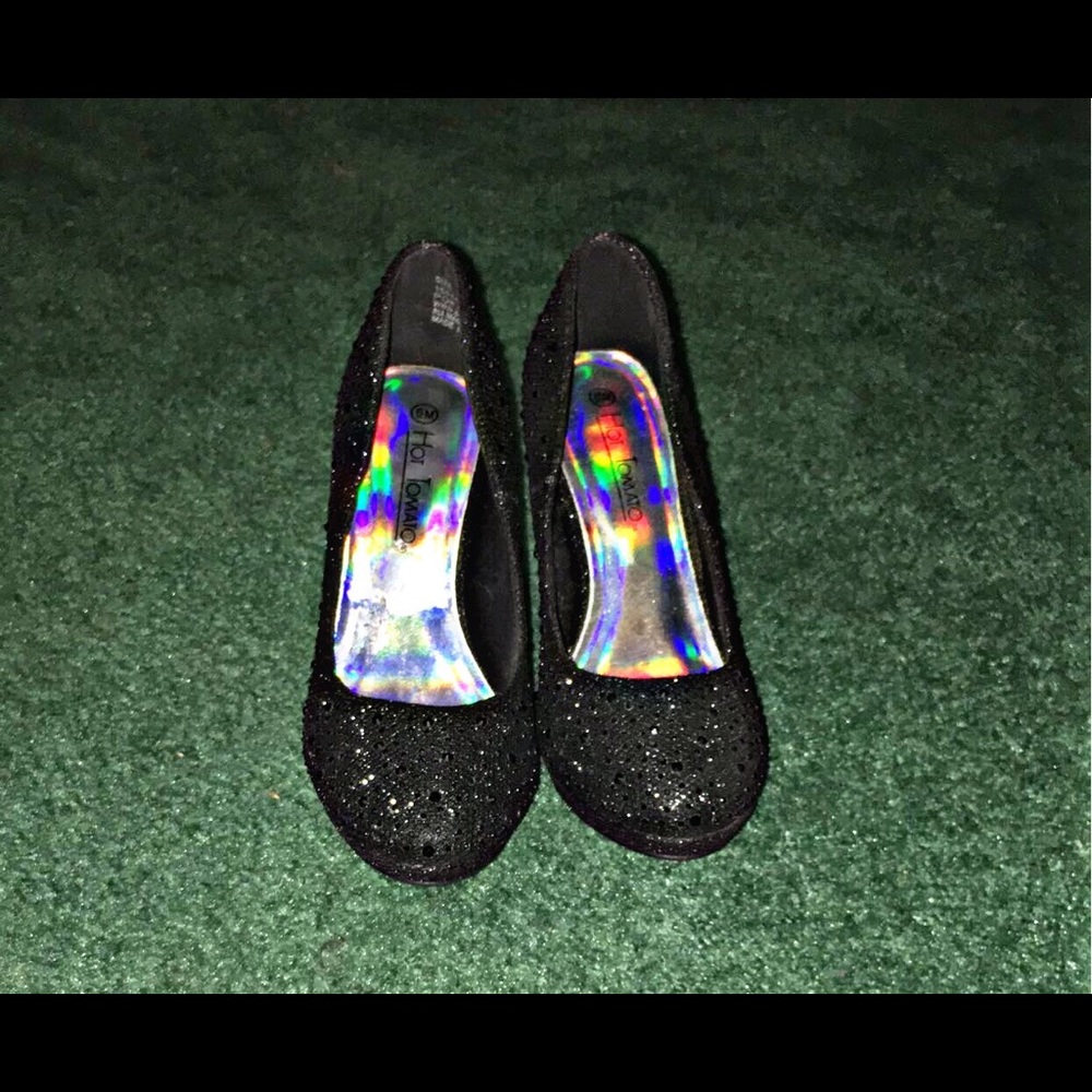 Sparkling, black high heels.